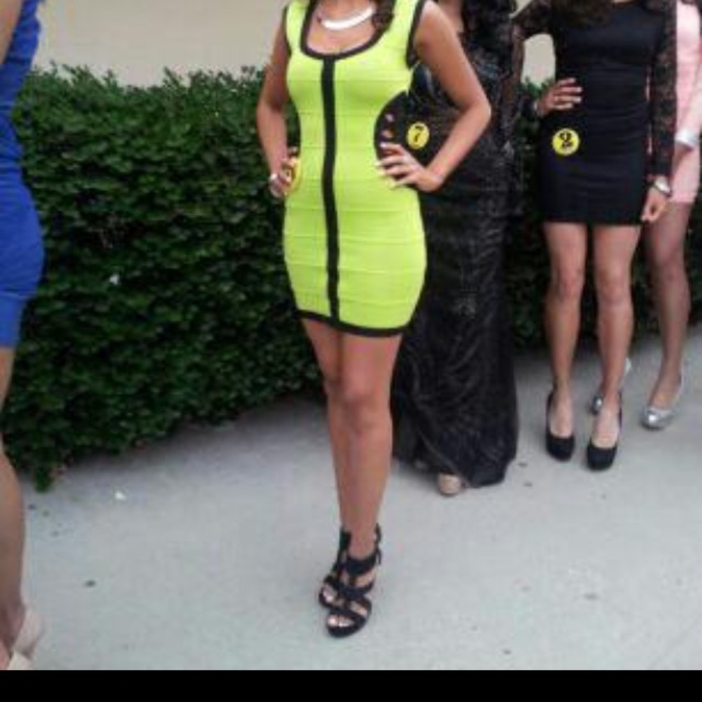 Bebe bandage dress. XS